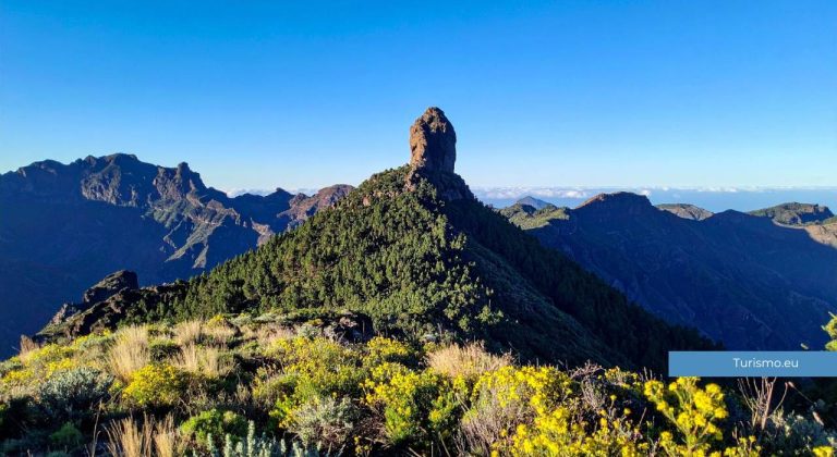 roque-nublo