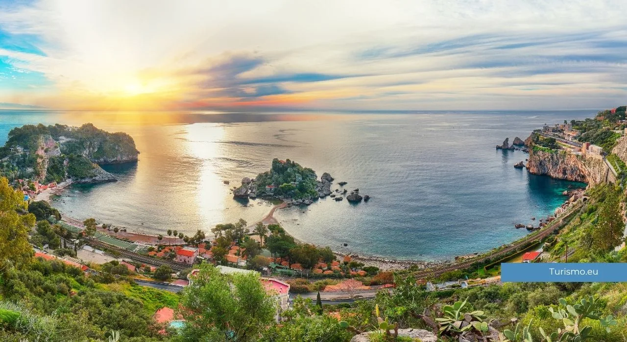 sicilia-taormina coast