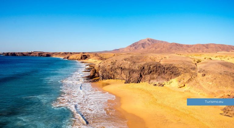 playa papagayo, lanzarote